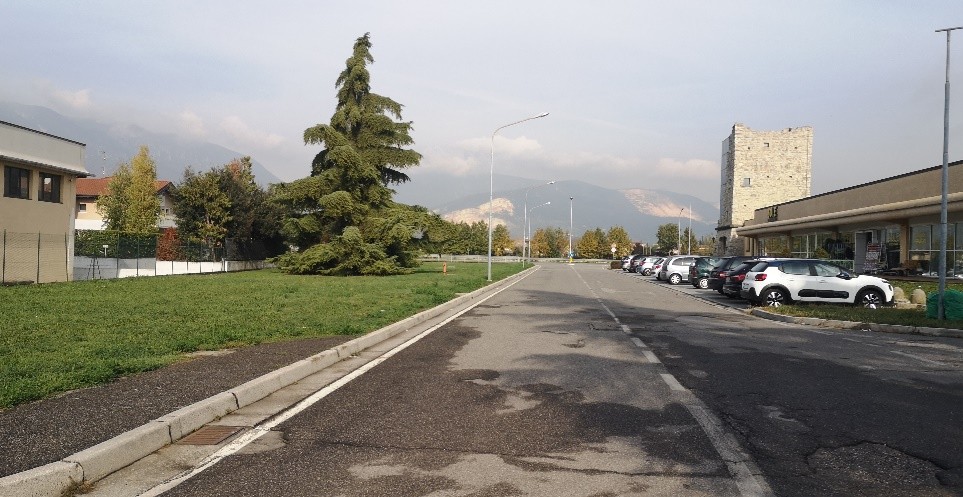 Area Attesa A.10: Parcheggio/area verde - Via Ungaretti